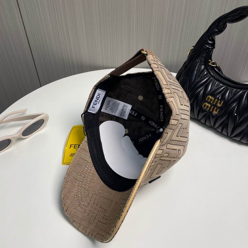 Fendi cap dx (16)
