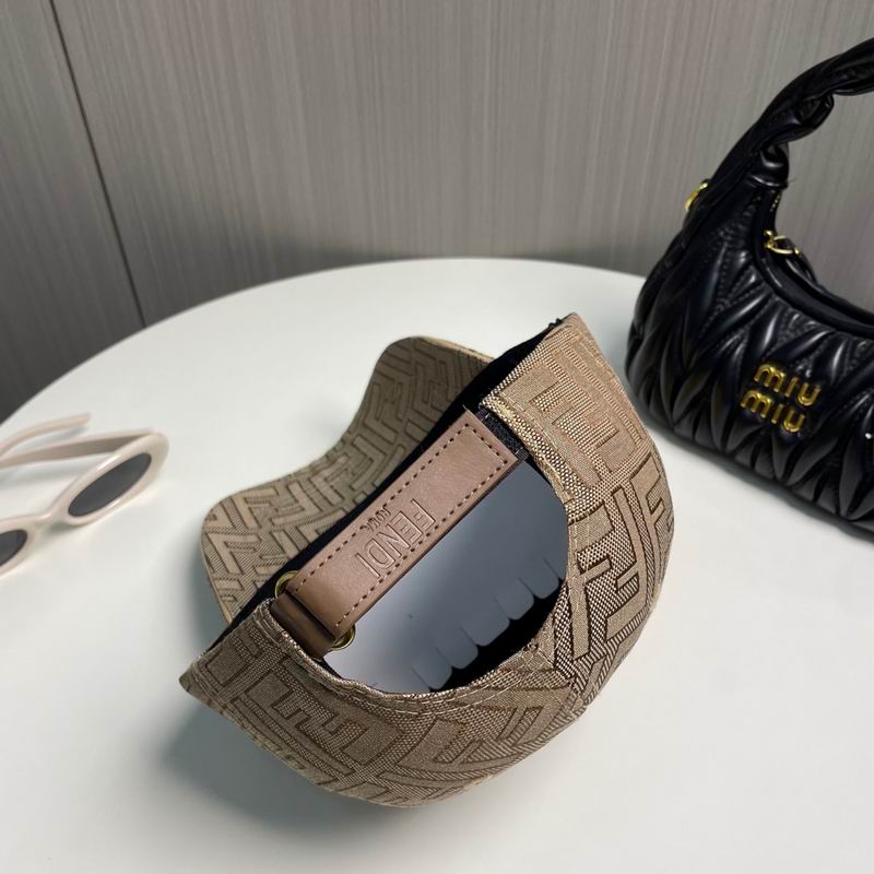 Fendi cap dx (17)