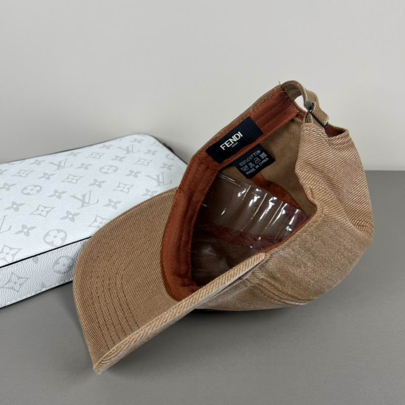 Fendi cap dx (24)
