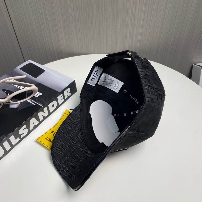 Fendi cap dx (34)