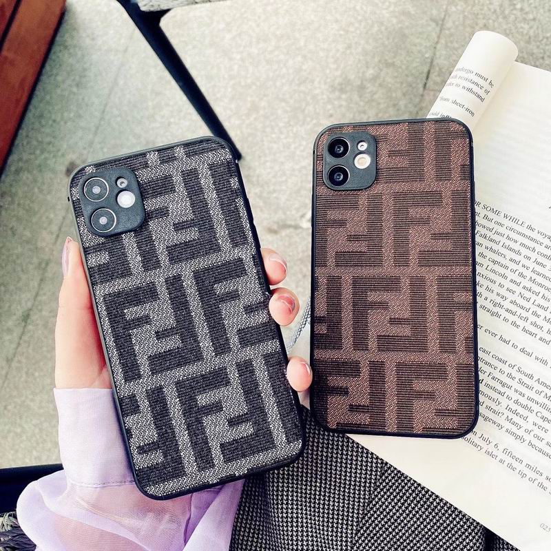 Fendi iphone 15pro max  (3)