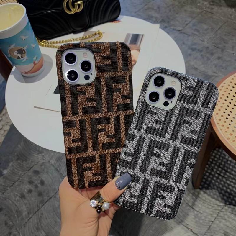 Fendi iphone 16Pro max (1)