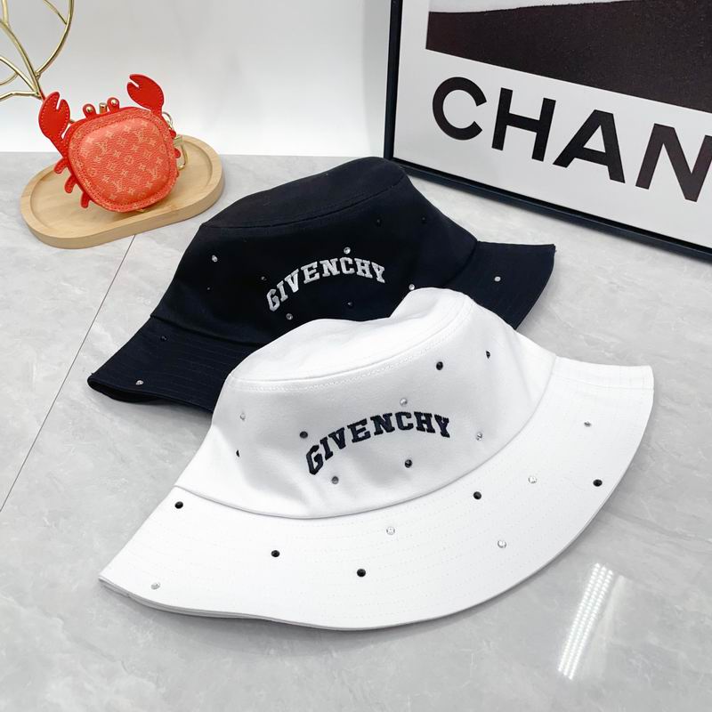 Givenchy hat dx (1)