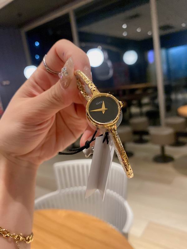 Gucci 23mm 77 (7)