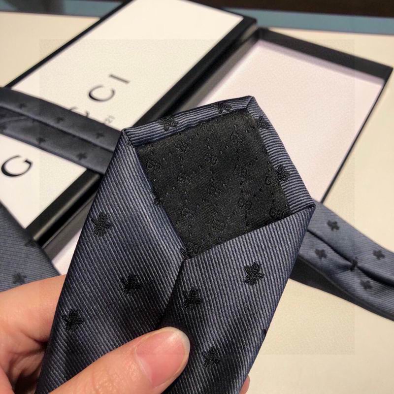 Gucci Tie hm (379)