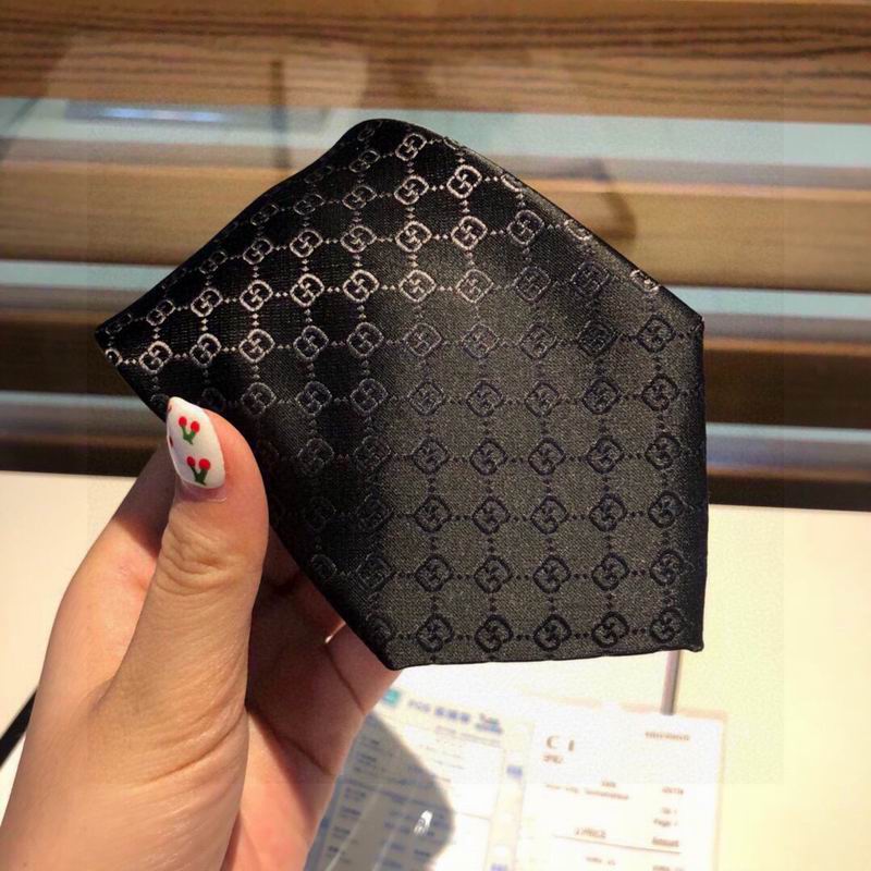 Gucci Tie hm (384)