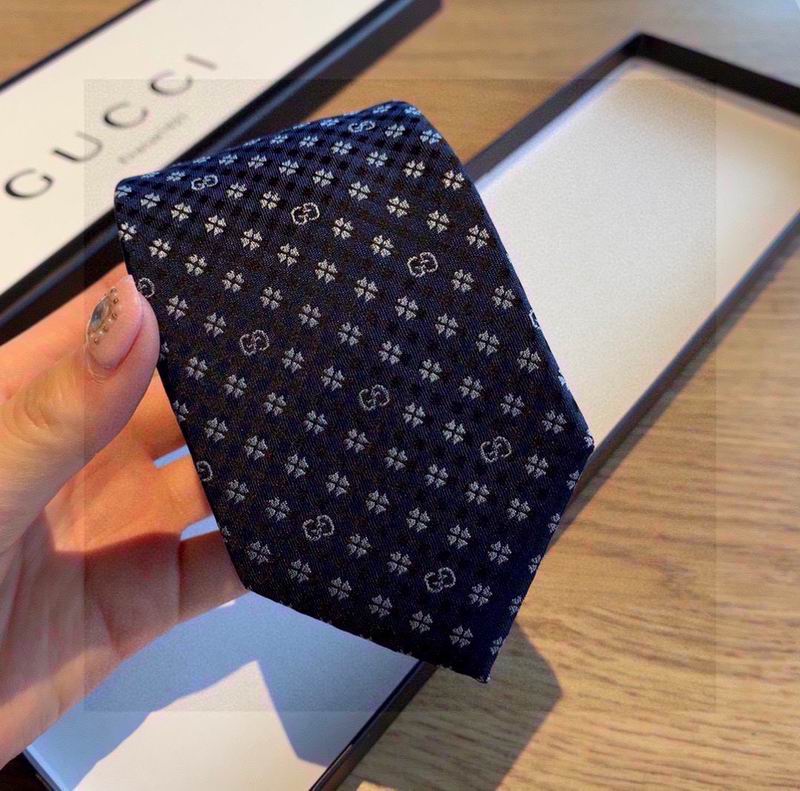 Gucci Tie hm (450)