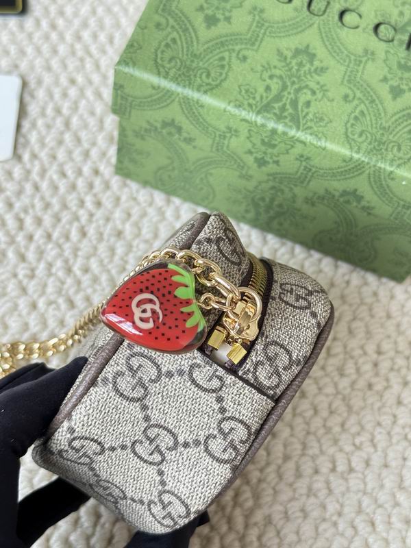 Gucci card bag  (11)