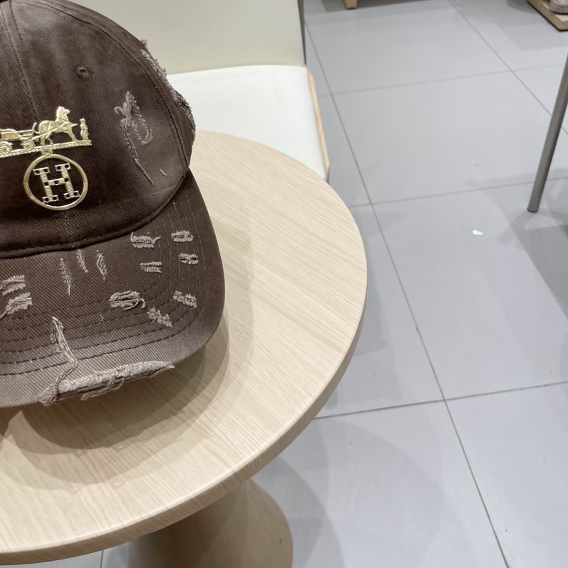 Hermes cap (42)