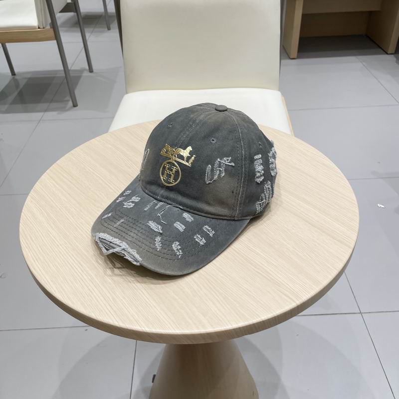 Hermes cap (62)