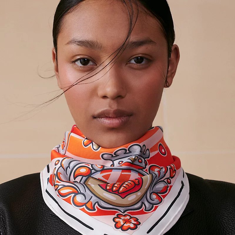 Hermes silk scarf 90X90cm E02 (10)