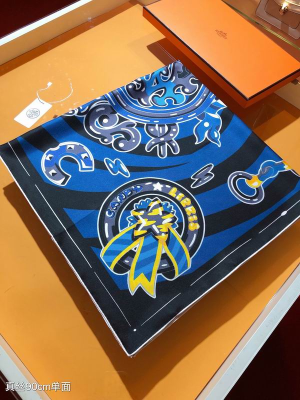 Hermes silk scarf 90X90cm E02 (5)