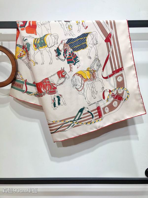 Hermes silk scarf 90X90cm E04 (11)