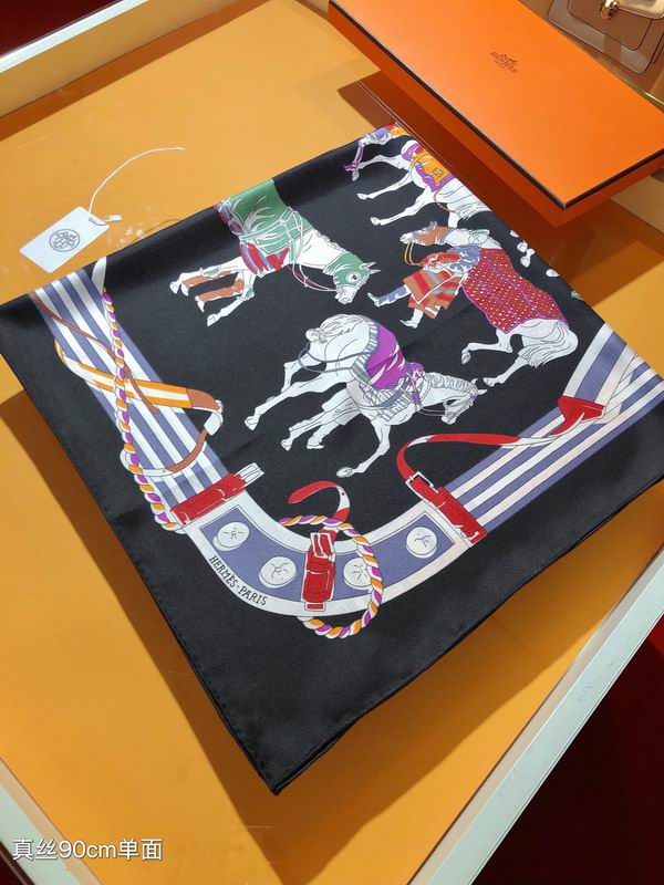 Hermes silk scarf 90X90cm E04 (6)