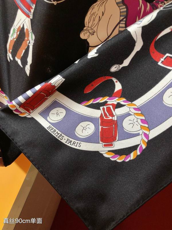 Hermes silk scarf 90X90cm E04 (7)