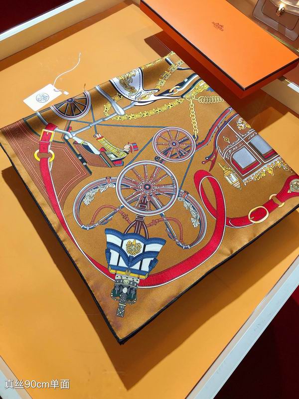 Hermes silk scarf 90X90cm E05 (10)