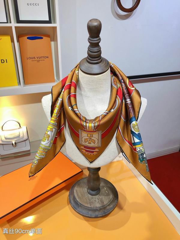 Hermes silk scarf 90X90cm E05 (7)