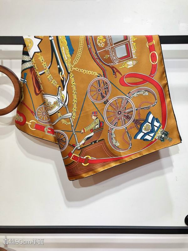Hermes silk scarf 90X90cm E05 (8)