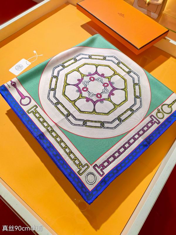 Hermes silk scarf 90X90cm E06 (12)