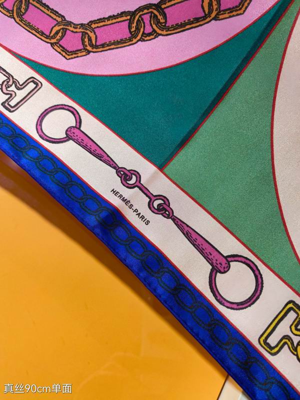 Hermes silk scarf 90X90cm E06 (13)
