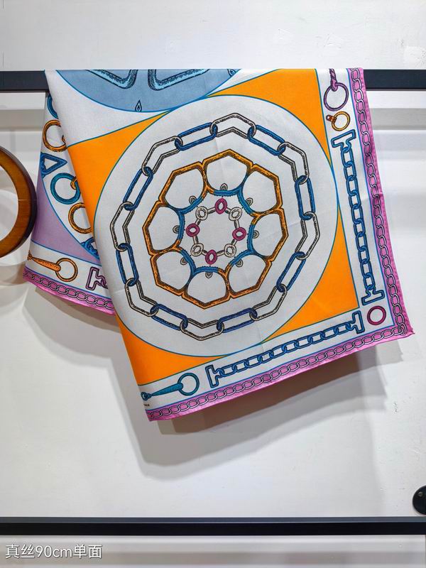 Hermes silk scarf 90X90cm E06 (18)