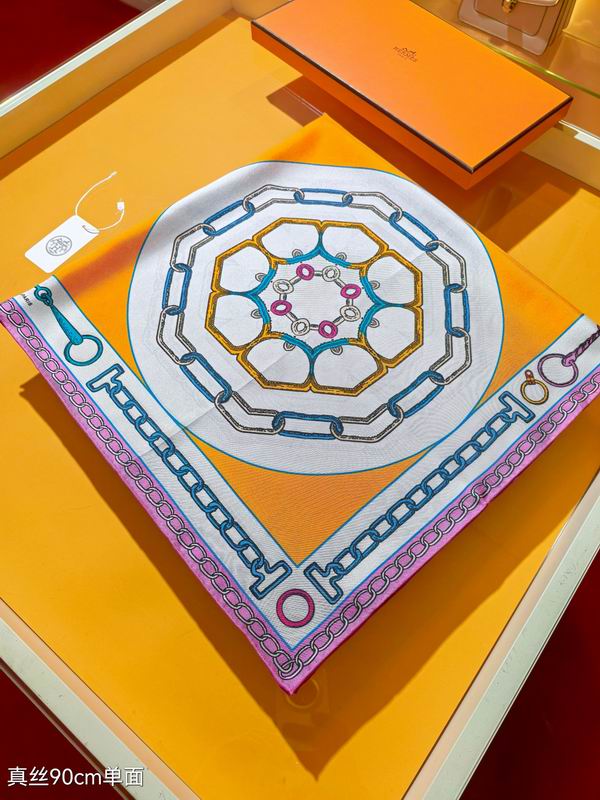 Hermes silk scarf 90X90cm E06 (20)