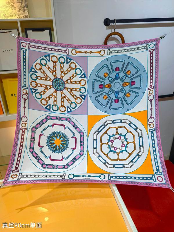 Hermes silk scarf 90X90cm E06 (22)