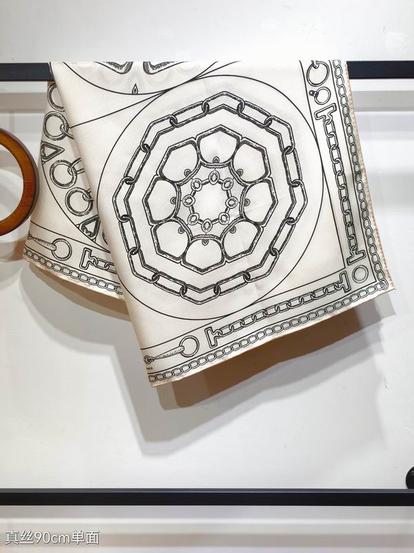 Hermes silk scarf 90X90cm E06 (26)