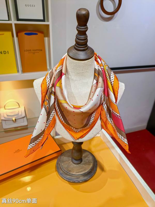 Hermes silk scarf 90X90cm E08 (1)