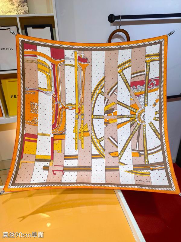 Hermes silk scarf 90X90cm E08 (6)