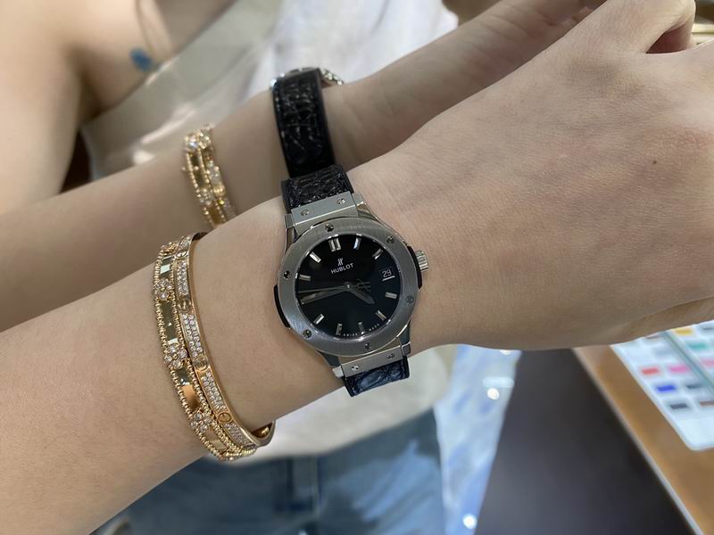 Hublot 33mm 36 (111)