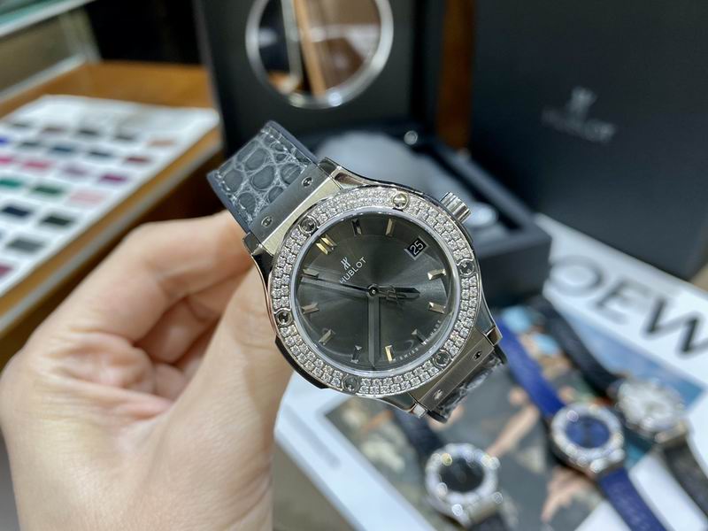 Hublot 33mm 36 (140)