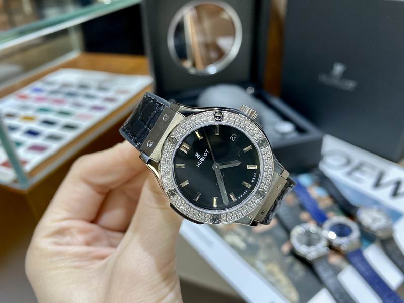 Hublot 33mm 36 (141)