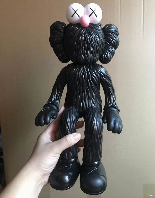 Kaws 25cm m  (2)