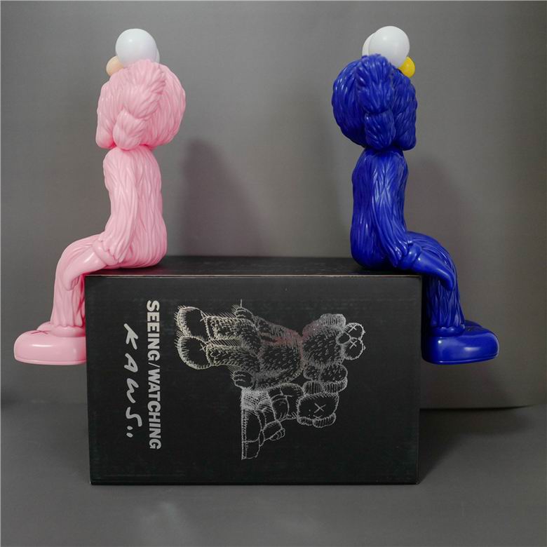 Kaws 25cm m  (3)