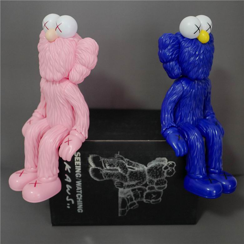 Kaws 25cm m  (6)