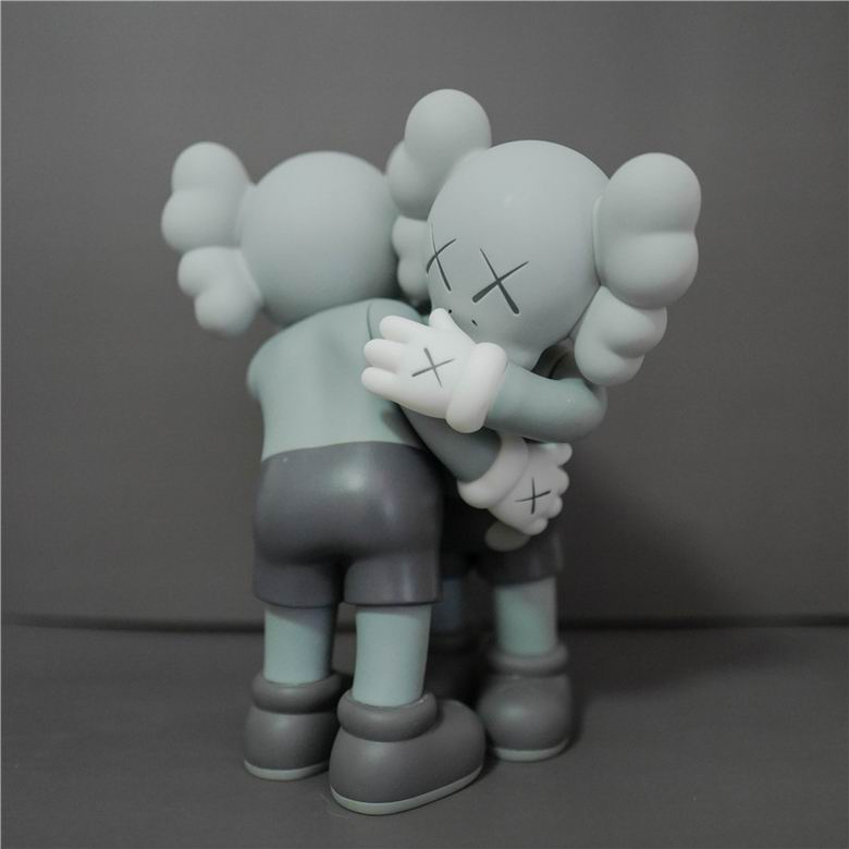 Kaws 26cm   (5)