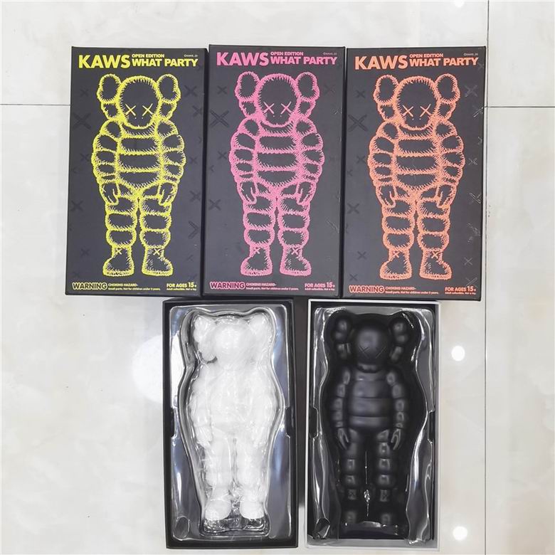 Kaws 28cm   (2)