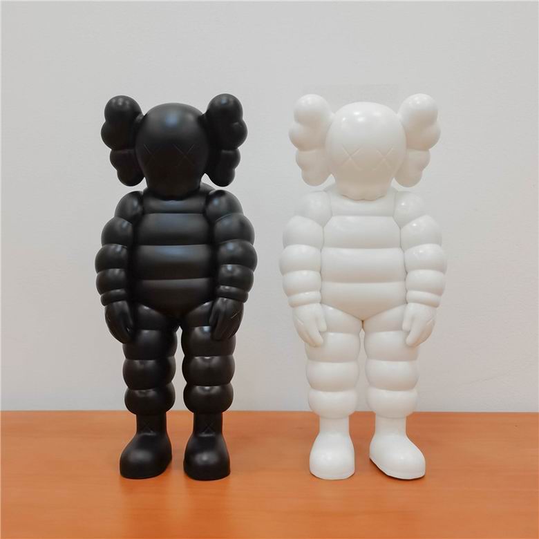 Kaws 28cm   (4)