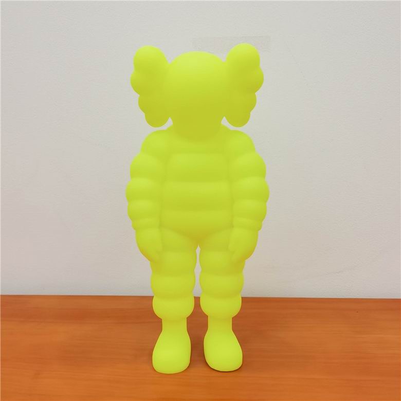 Kaws 28cm   (6)