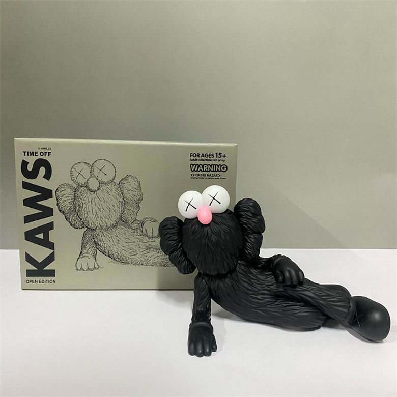 Kaws 29x14x18cm 700g 3C  (4)