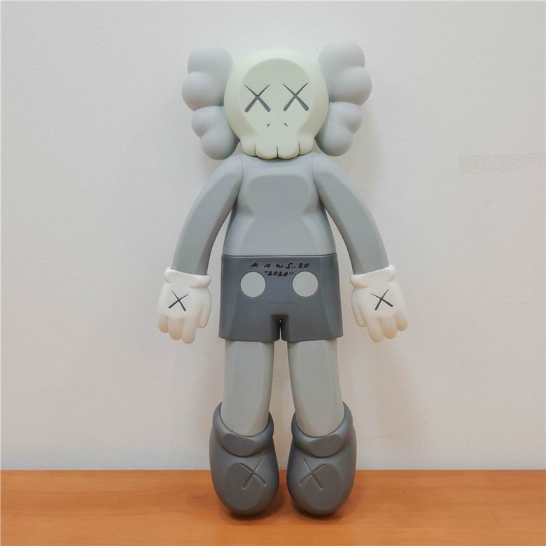 Kaws 41x22x8cm   (5)