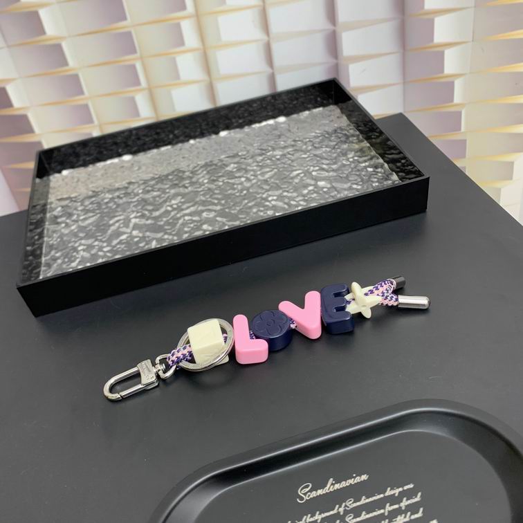 LV Keyring 02lyh374 (1)
