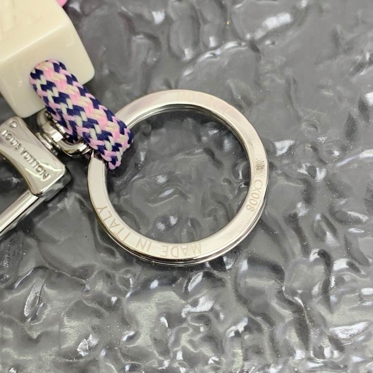LV Keyring 02lyh374 (7)