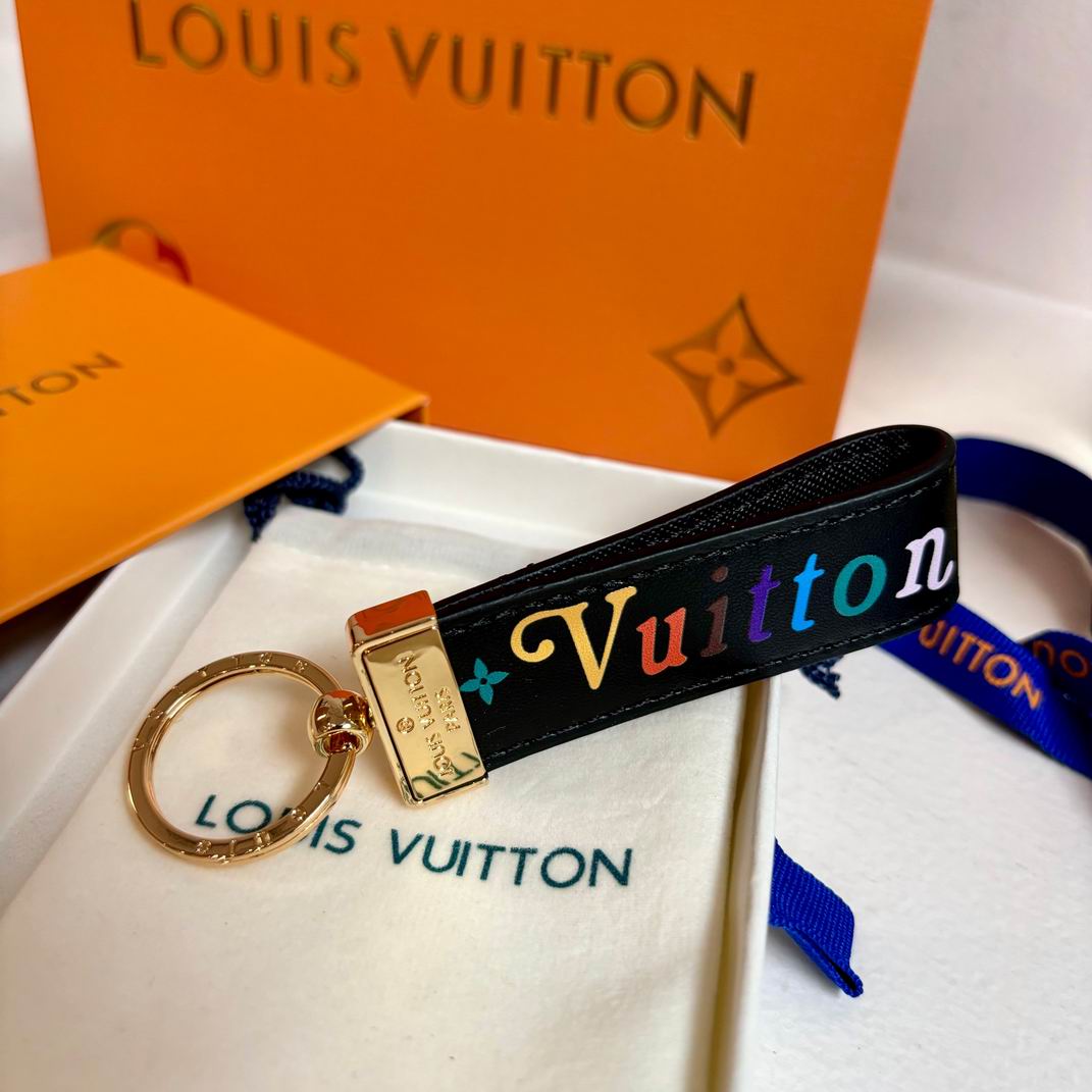 LV Keyring 02lyh376 (15)