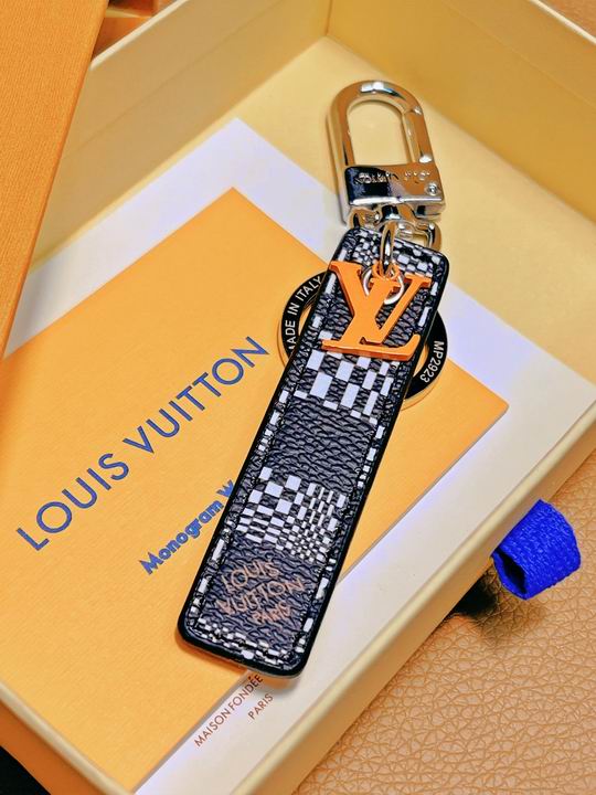 LV Keyring 02lyh378 (9)