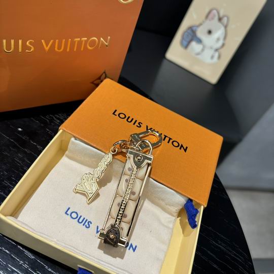 LV Keyring 12lyh353 (12)