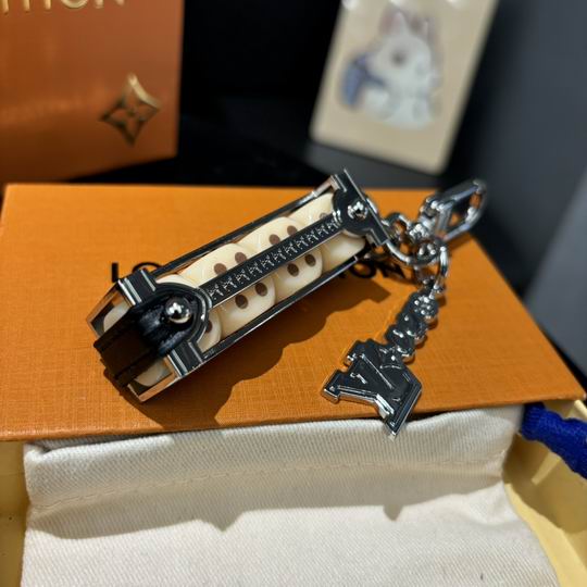 LV Keyring 12lyh353 (9)