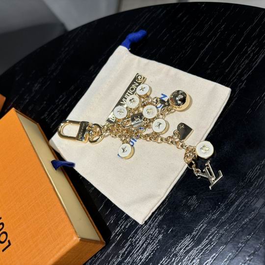 LV Keyring 12lyh354 (12)
