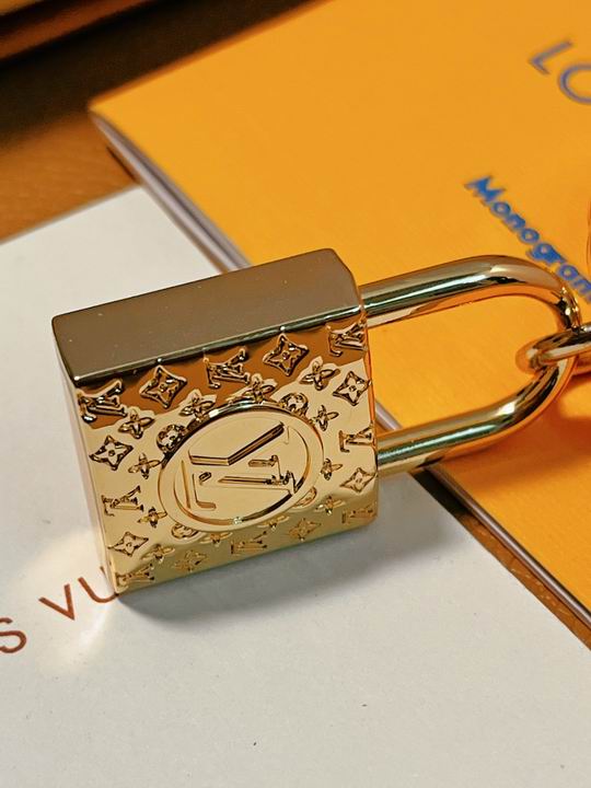 LV Keyring 12lyh365 (4)